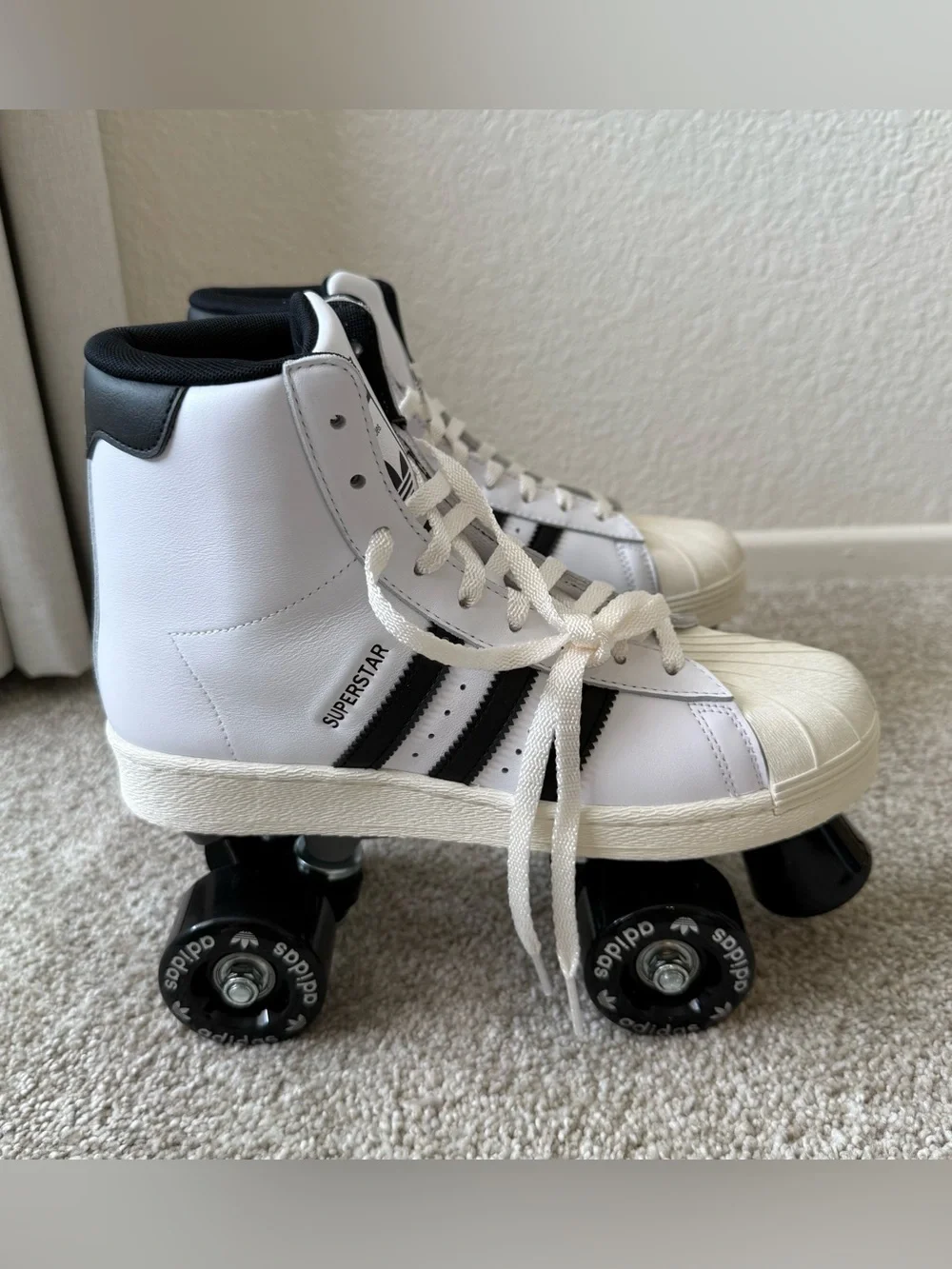 Adidas Superstar 82 Skate White Black JS4038 Women's Size 7.5
